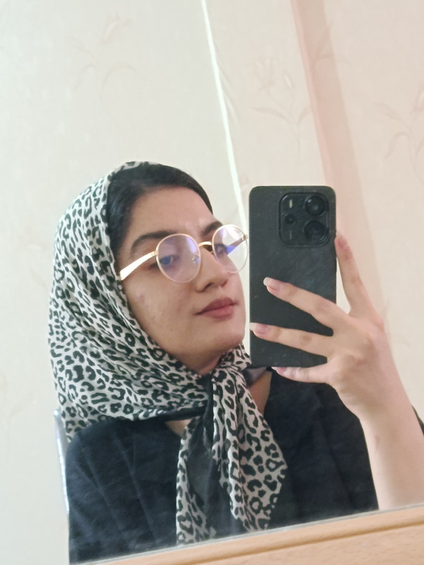 مینی اسکارف جنس سی اسکارف در ۸ طرح