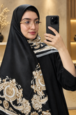 روسری جنس حریر دور دستدوز در ۶ طرح